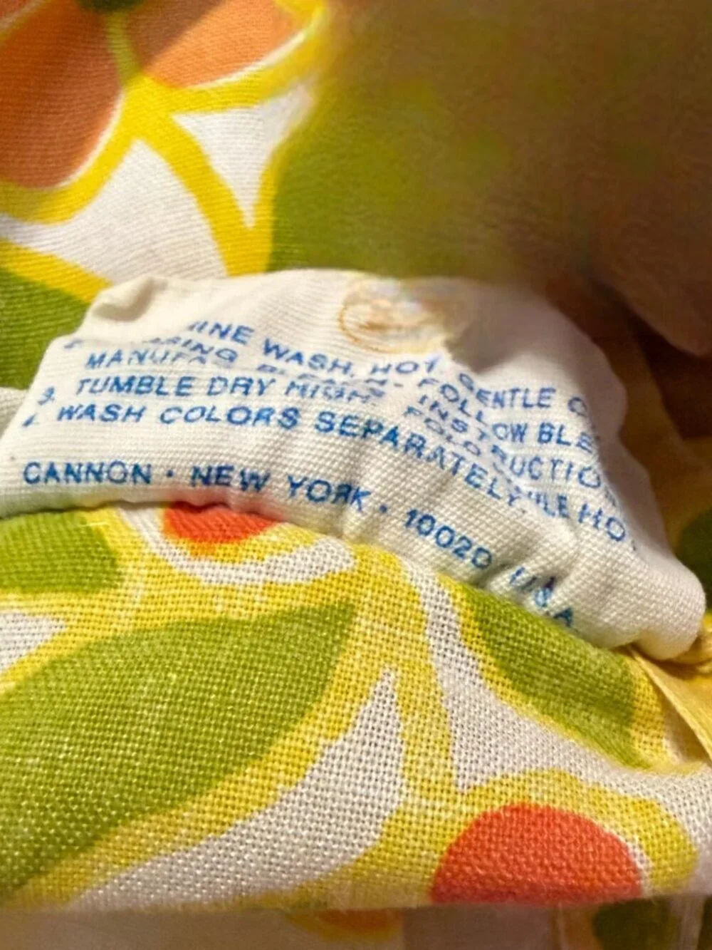 Vintage 70s Cannon Royal Family Floral Pillowcase Mod Daisy Retro Bedding MCM